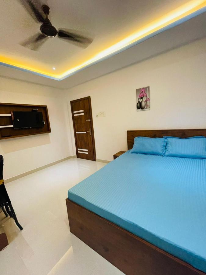 Zam Zam Residency Hotel Cheruppulasseri ภายนอก รูปภาพ