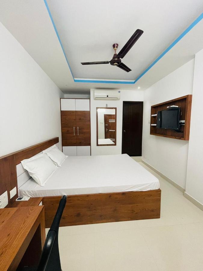 Zam Zam Residency Hotel Cheruppulasseri ภายนอก รูปภาพ