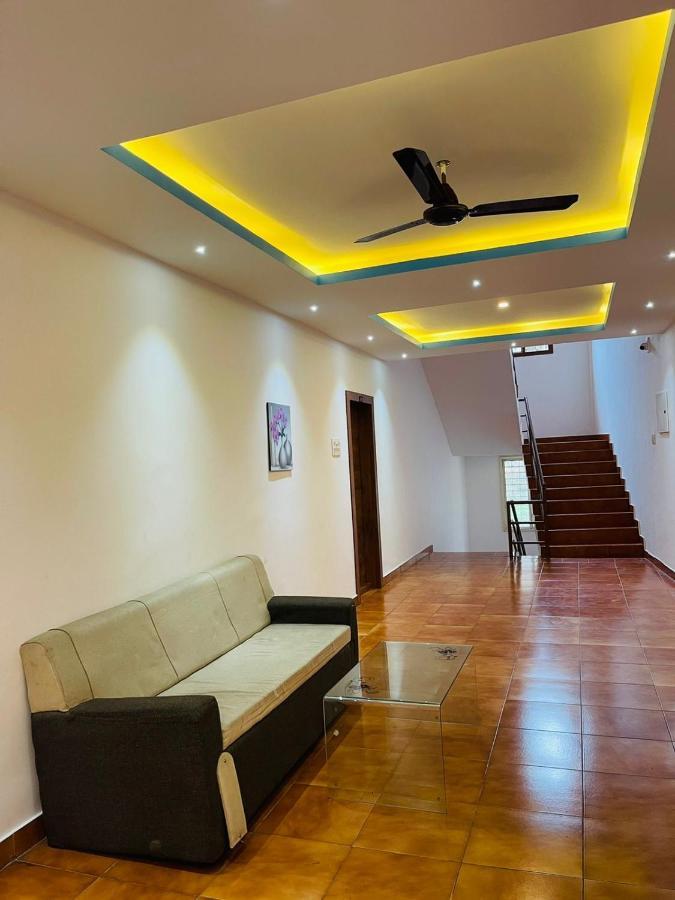 Zam Zam Residency Hotel Cheruppulasseri ภายนอก รูปภาพ