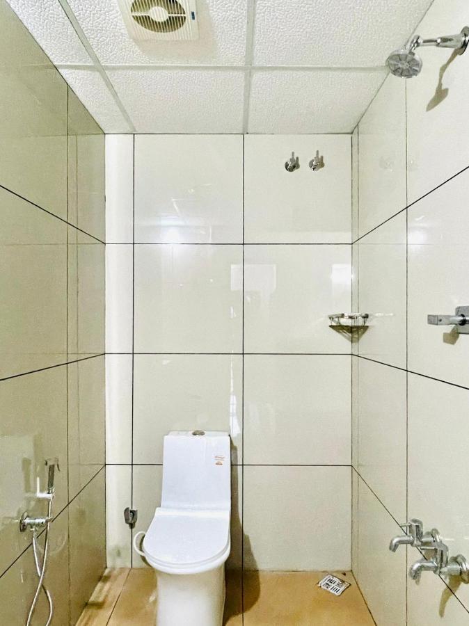 Zam Zam Residency Hotel Cheruppulasseri ภายนอก รูปภาพ